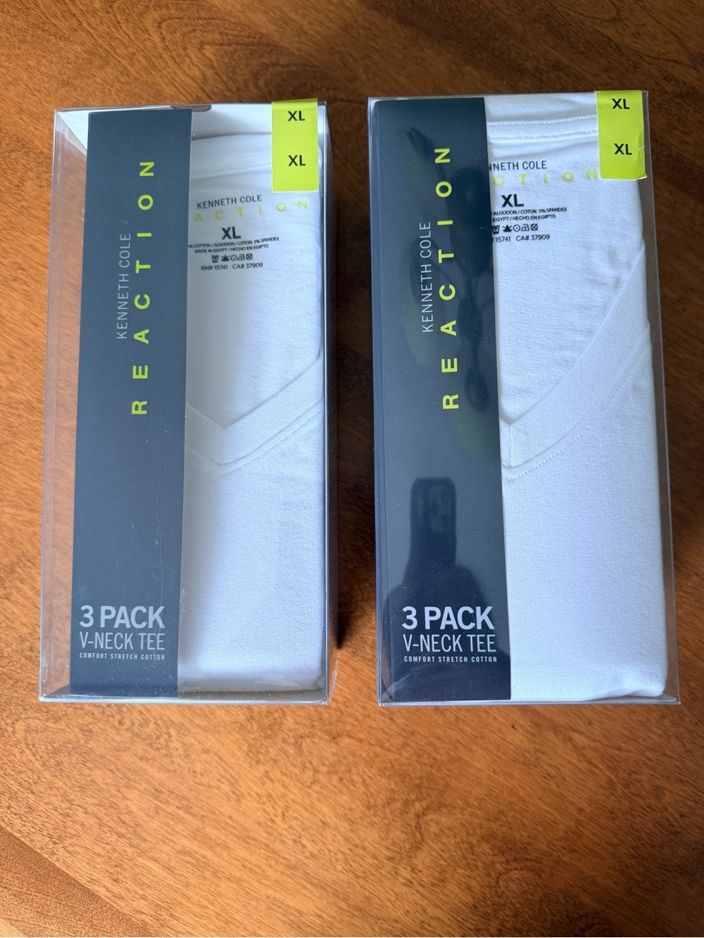 Kenneth Cole Reaction 3-Pack Stretch V-Neck Tee - White - NEW - Picture 3 of 4